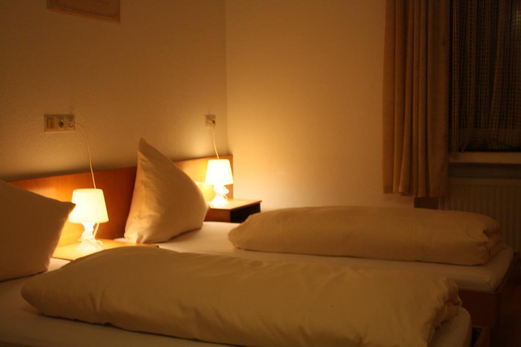 Hotel Funk Bietigheim-Bissingen Phòng bức ảnh