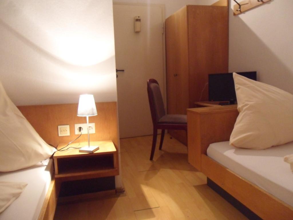 Hotel Funk Bietigheim-Bissingen Phòng bức ảnh
